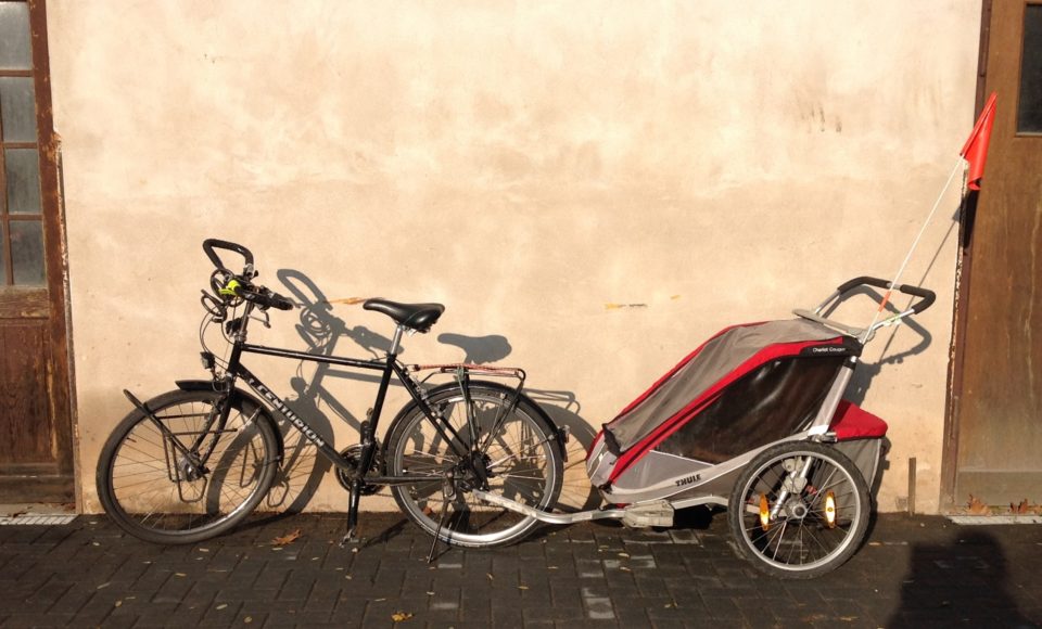 Lastentransport im Alltag: Fahrradanhänger Thule