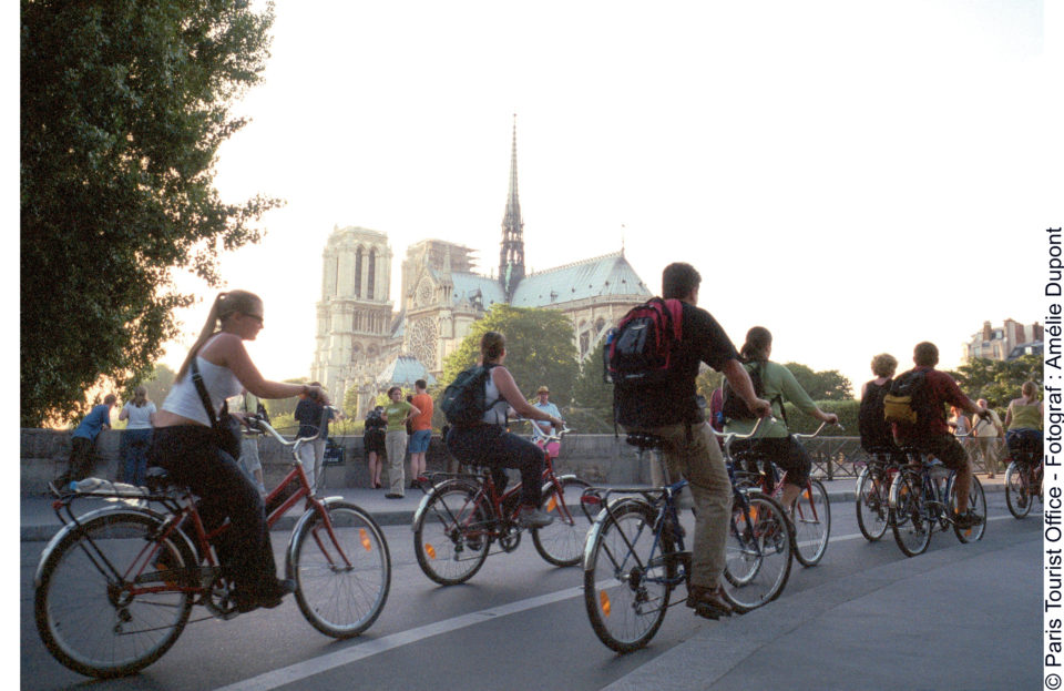 Radfahrer auf der Ile de Cite, Paris