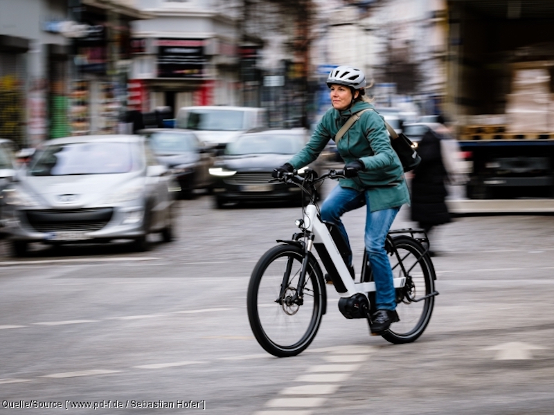 Radtour durch die Stadt mit dem Pedelec