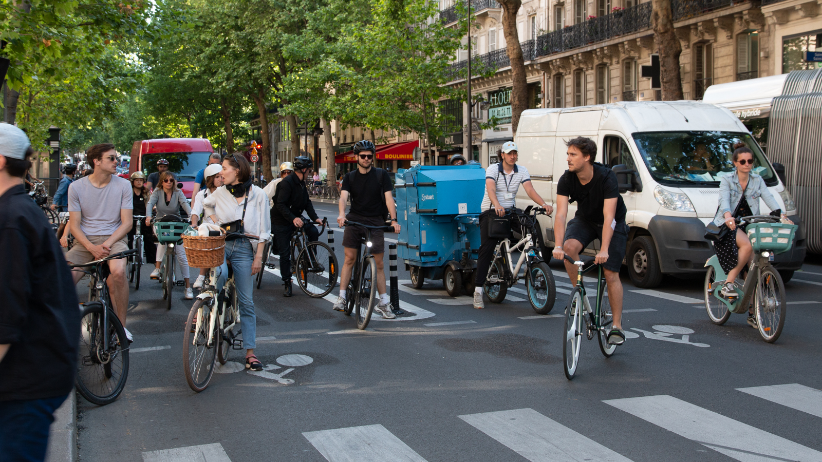 Diversität der Radfahrenden in Paris
